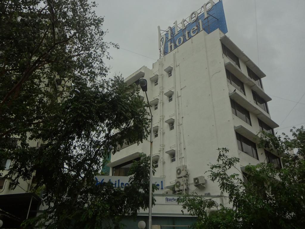 Hiltop Hotel Bombay Esterno foto
