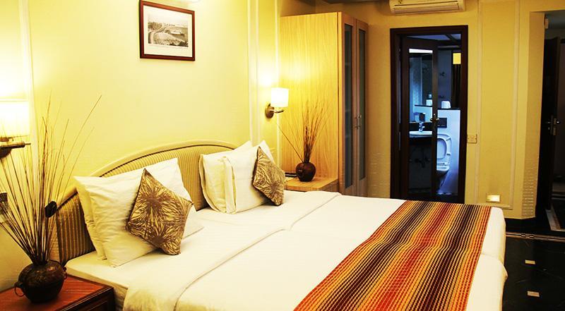 Hiltop Hotel Bombay Camera foto